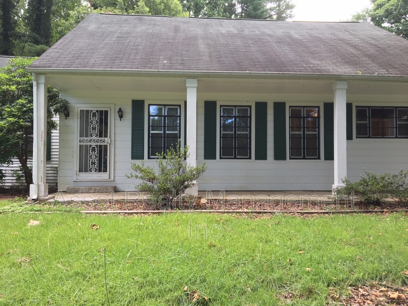 Kingston House: 2033 Decatur Highway
