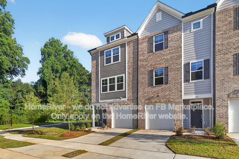 Fuquay Varina Townhome: 1977 Enniscorthy St