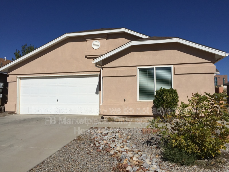 Albuquerque House: 5609 Crown Ridge Rd NW