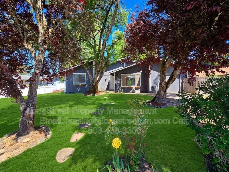 Philomath House: 2711 Newton St