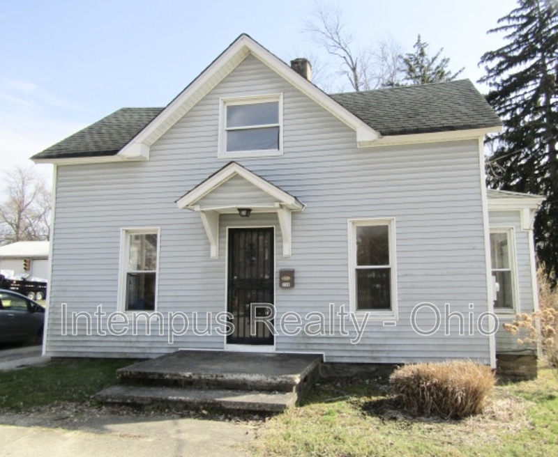 Delaware House: 236 E Winter St