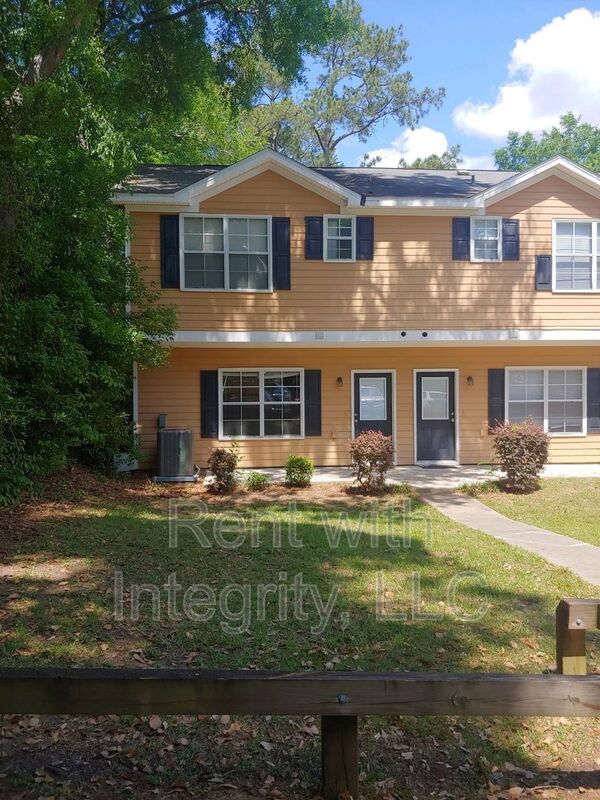 Tallahassee House: 1231-2 Lake Avenue