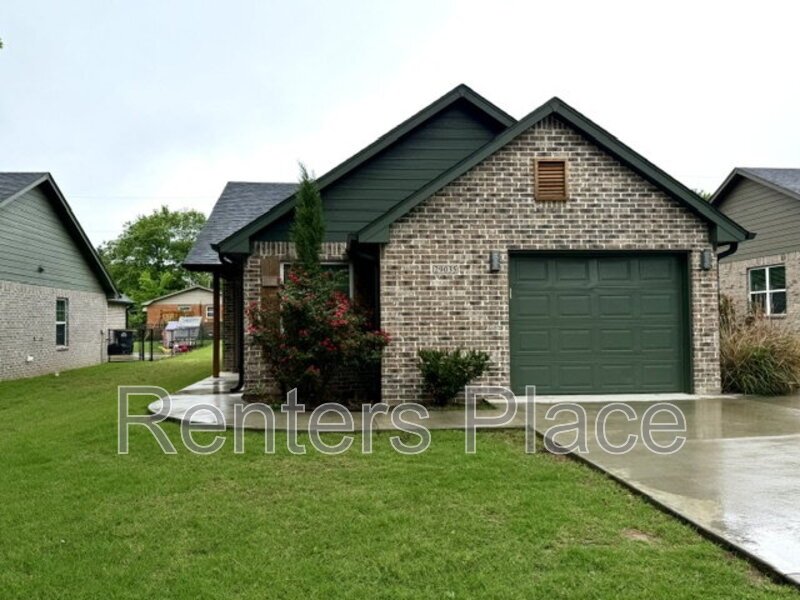 Coweta House: 29035 East 153 Street South