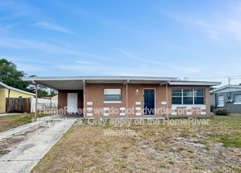 Tampa House: 4903 S 85th St