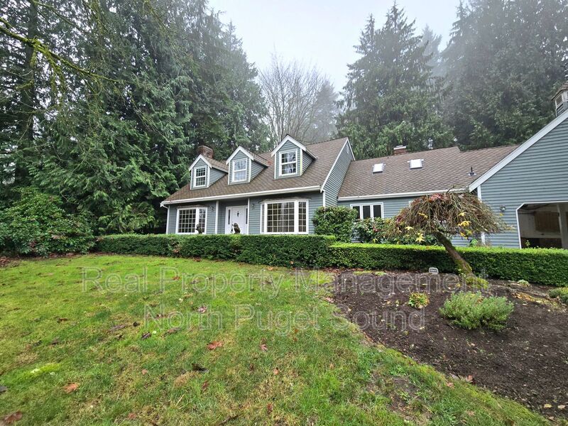 Woodinville House: 18213 157th Ave NE