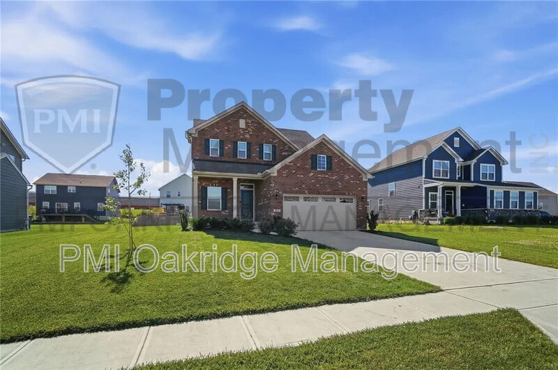 Tipp City House: 414 Sydney Dr