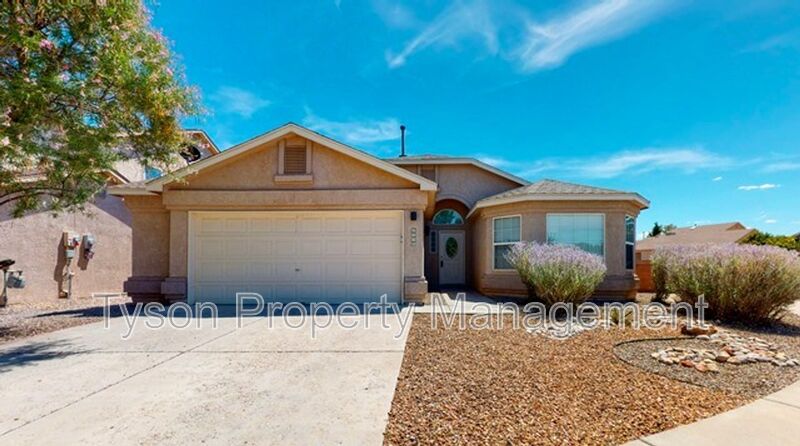 Albuquerque House: 6248 Calle Feliz NW