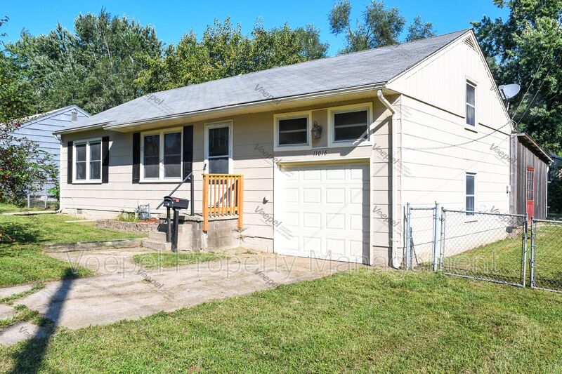 Request a Viewing for 11016 E. 56th Terrace Tenant Turner