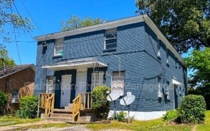 Memphis Condo: 1912 Hubert Avenue
