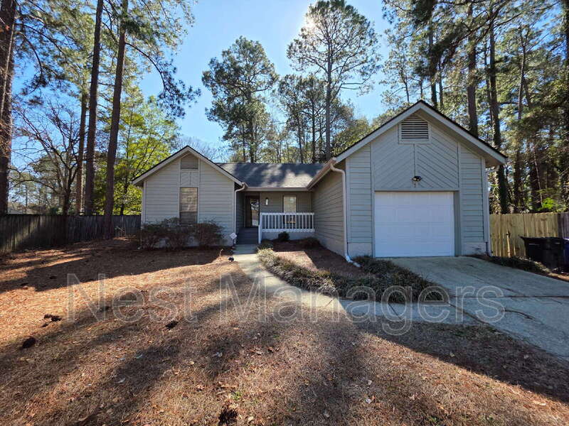 Fayetteville House: 4491 Briton Court