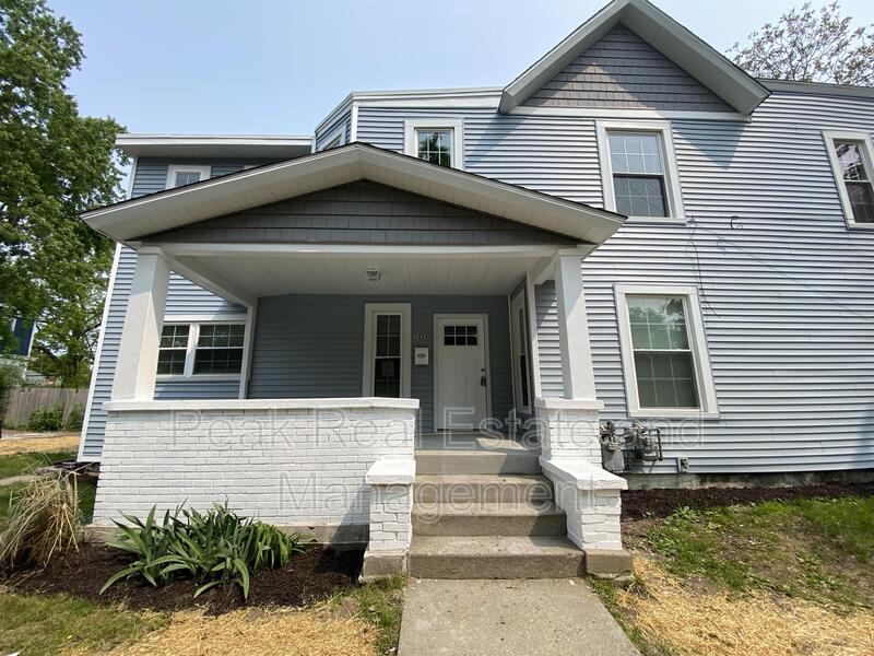 Grand Rapids House: 1429 Logan Street SE
