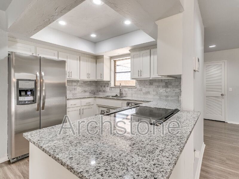 Oklahoma City House: 3225 Castle Rock Road