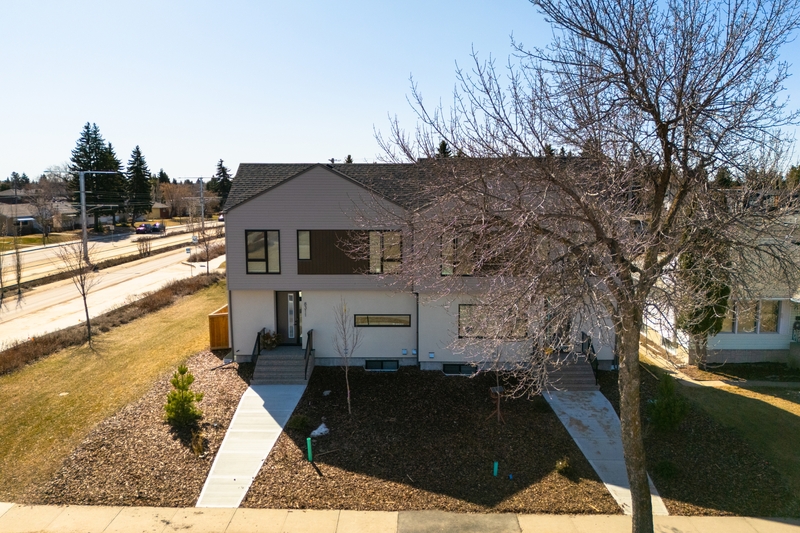 Edmonton House: 8311 76 Avenue Northwest