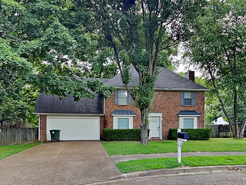 Bartlett House: 5913 Sycamore Manor Cv