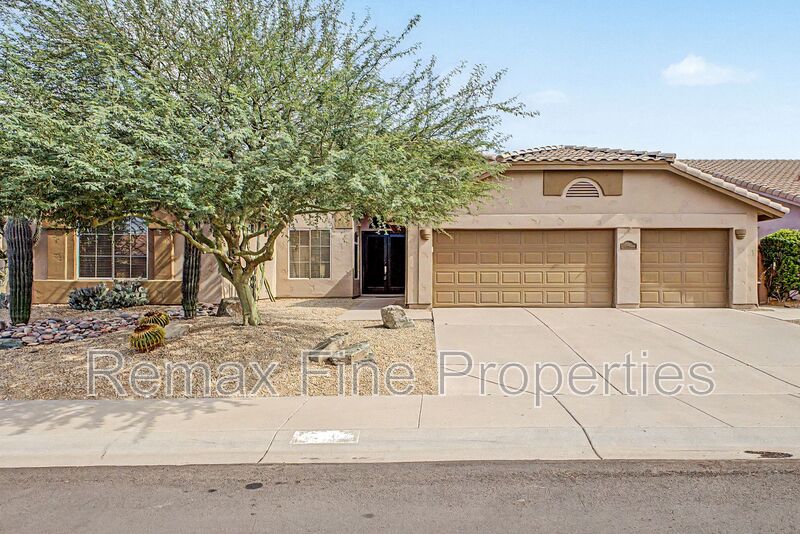 Scottsdale House: 9118 E Topeka Drive