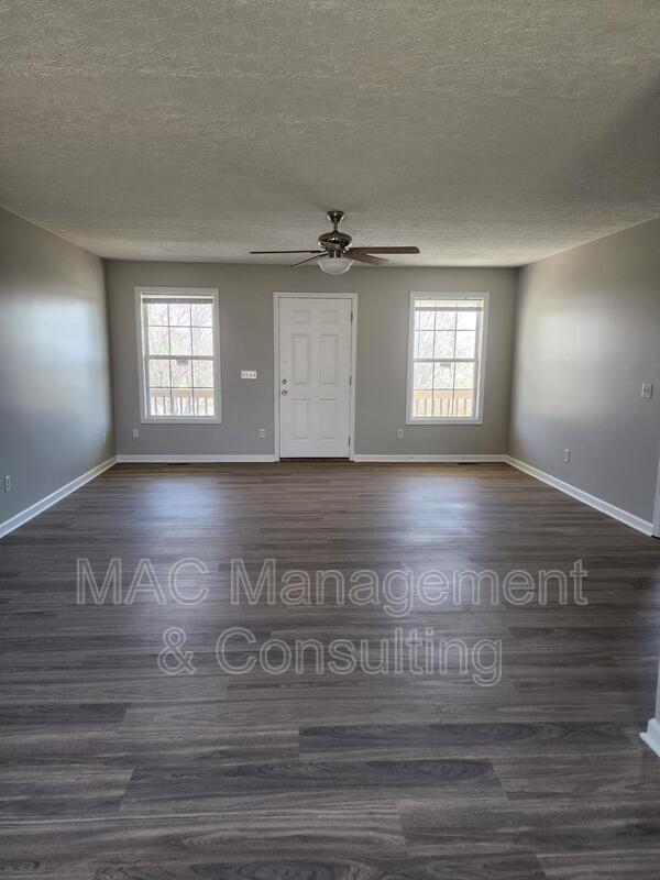 Baxter House: 143 West Gate Drive
