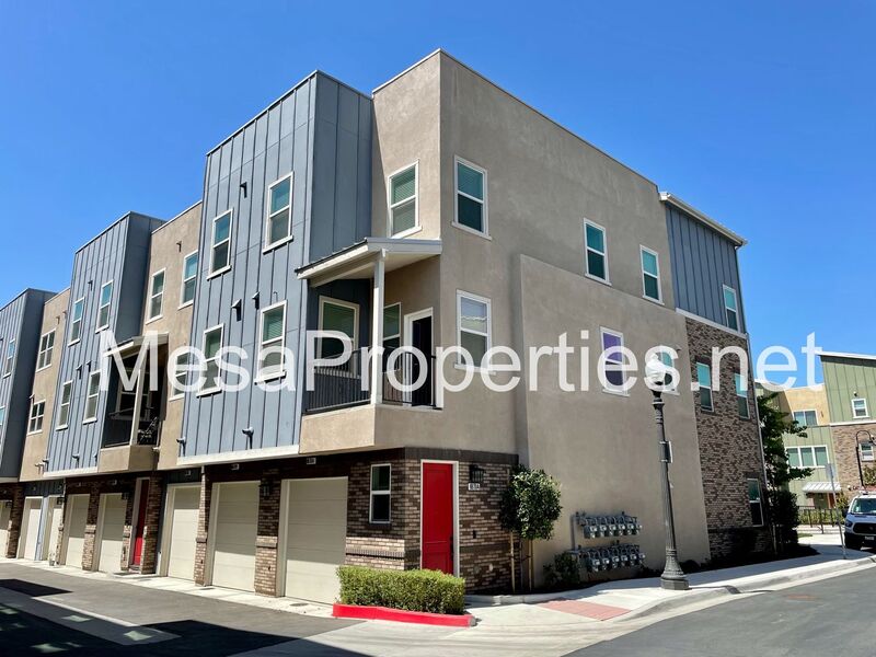 Montclair House: 8870 Camphor Ave.