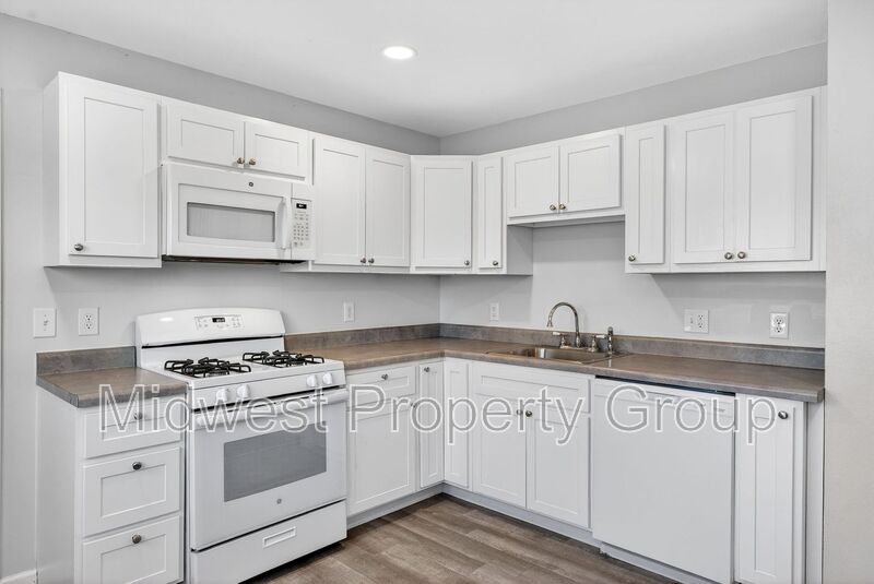 Florissant House: 1540 Aspen Drive.