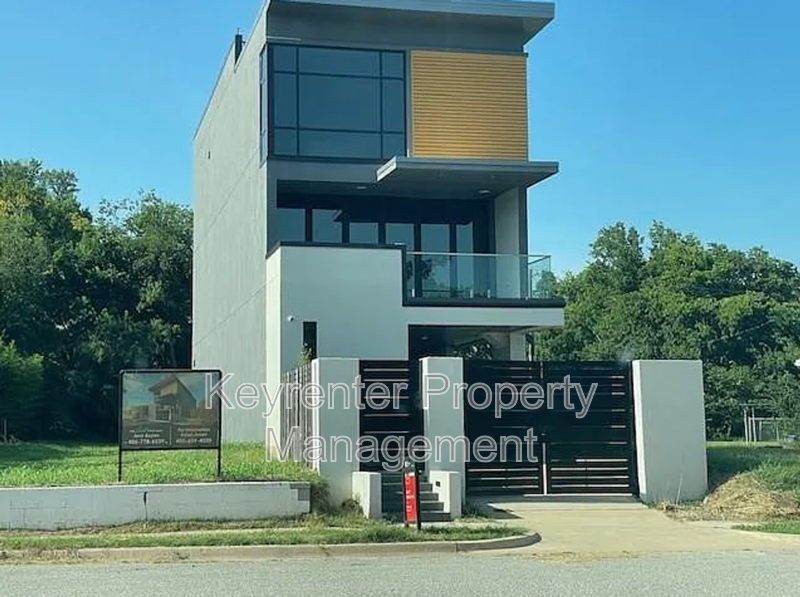 Oklahoma City Condo: 727 NE 5th St