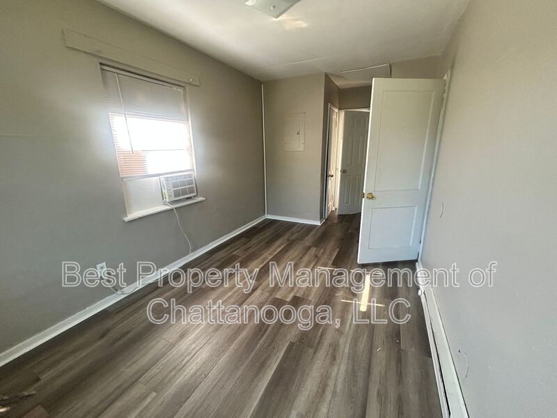 Chattanooga House: 2016 Rawlings Street