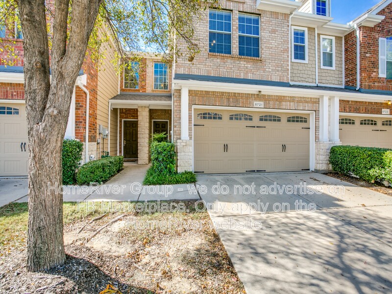 Plano Townhome: 8721 Bigelow Dr