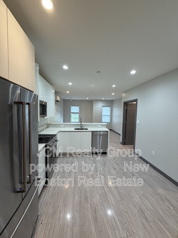 Quincy Condo: 145 Newbury Avenue