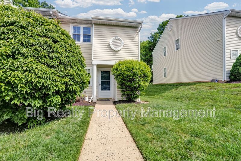 Pottstown House: 1732 Rosewood Ct