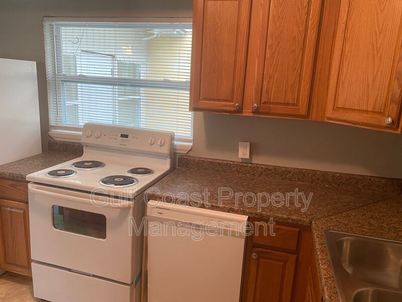 716 69th Avenue West Bradenton FL 34207 - Photo 6