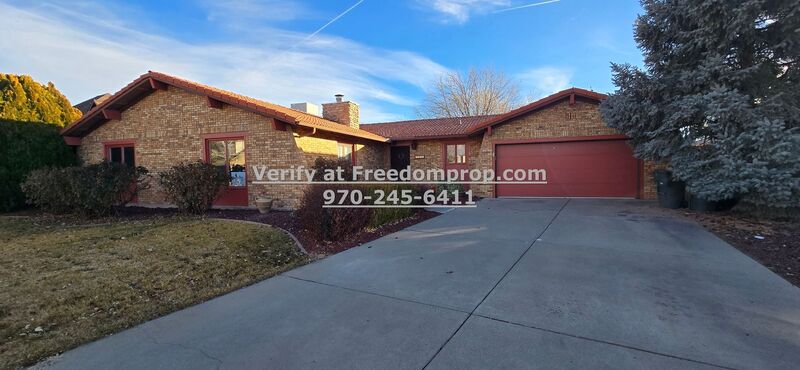 Grand Junction House: 2325 S Seville Circle