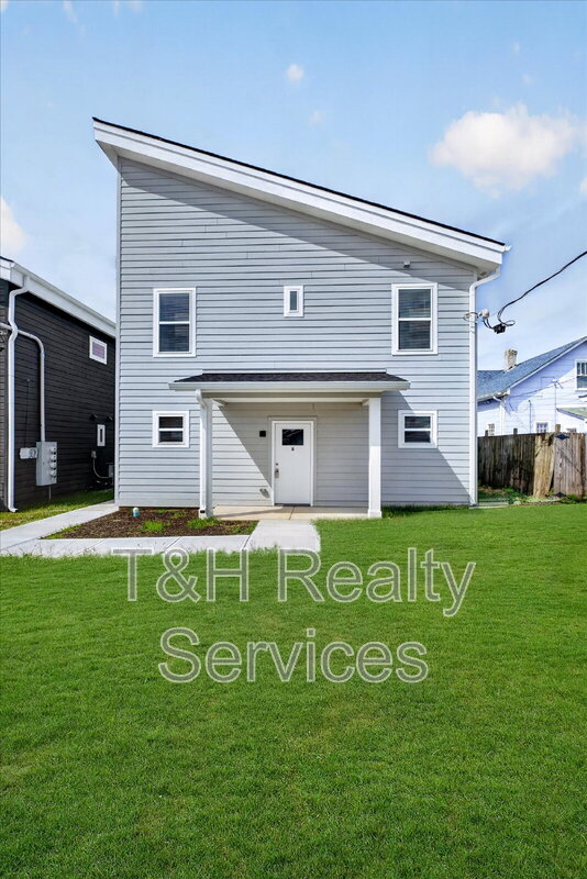 Indianapolis Condo: 415 North Walcott Street