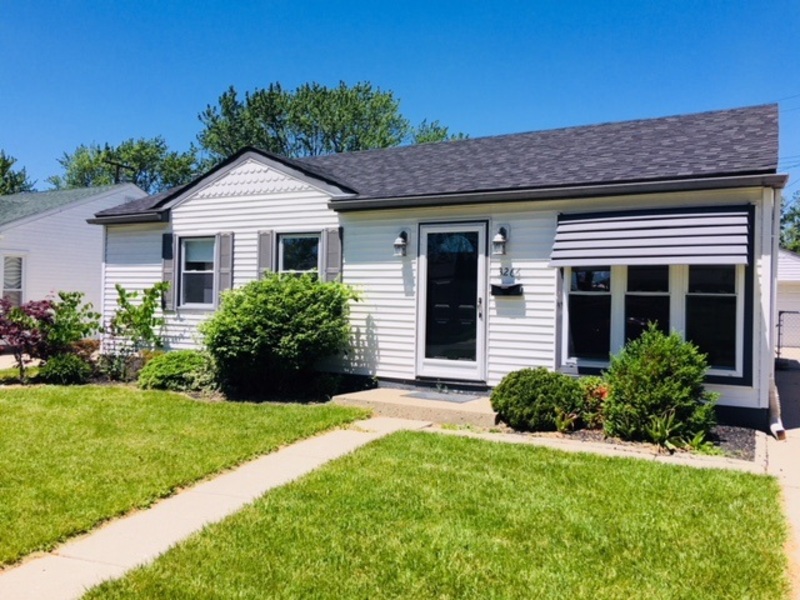 Trenton House: 3266 S Stella