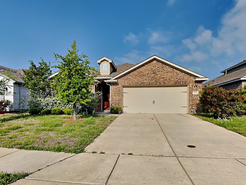 Forney House: 2125 Johnson City Ave