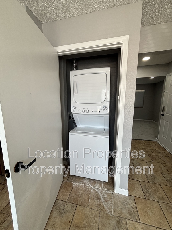 503 Colorado Street #1 - 503 #1, Lawrence, Kansas rental photo 7 of 13