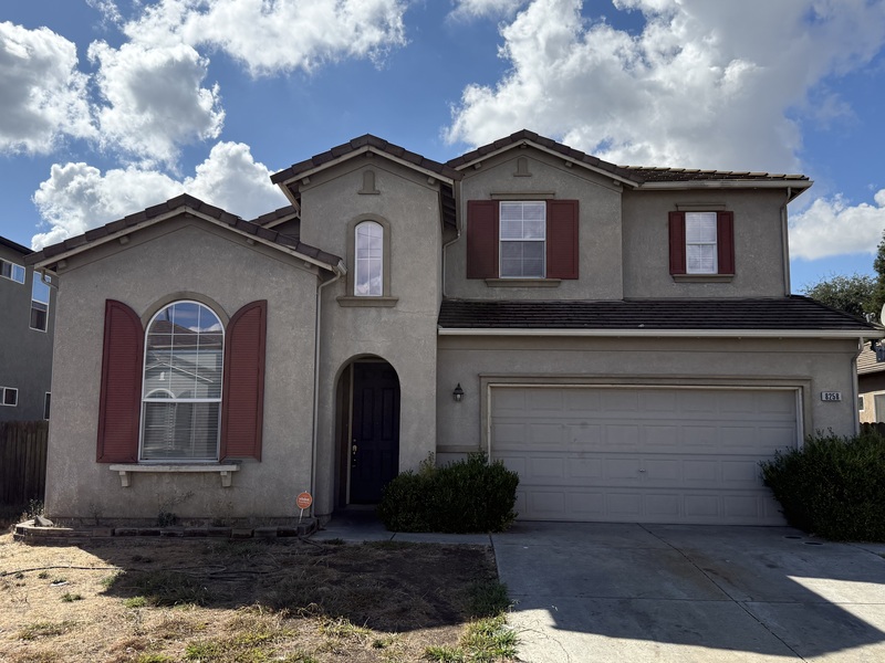 Elk Grove House: 8258 Lauffer Way