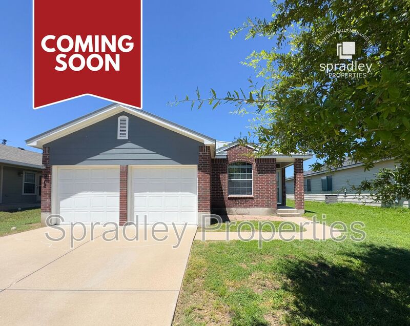 Temple House: 212 Avrshire Ln