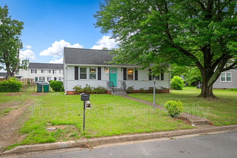 Richmond House: 3411 Oxnard Road