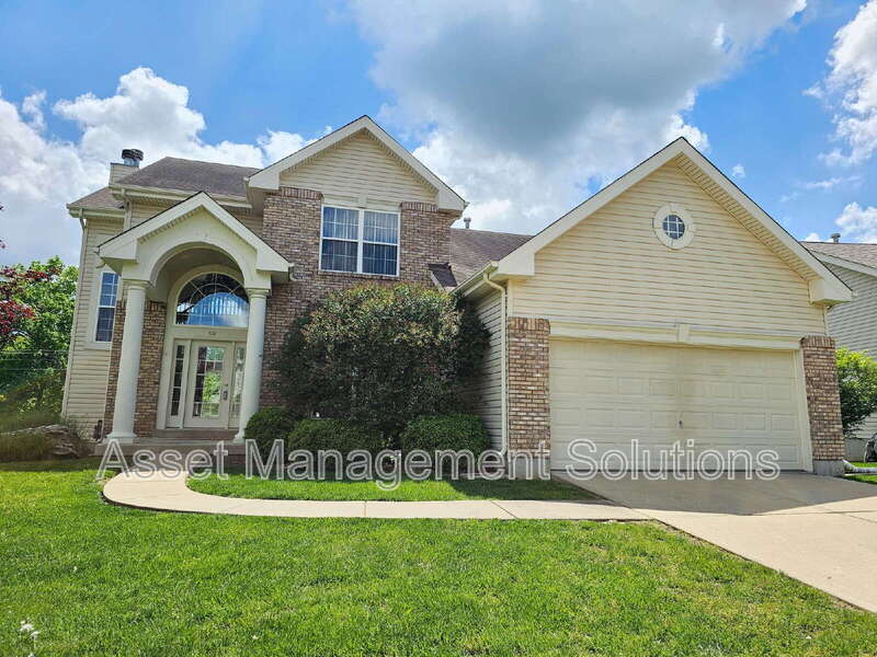 Wentzville House: 119 Carlton Point Dr