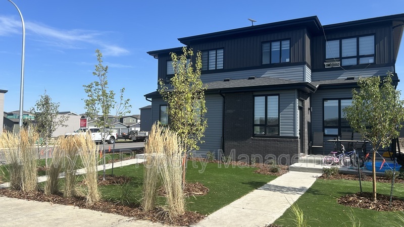 Fort Saskatchewan Condo: 112B Greenfield Link