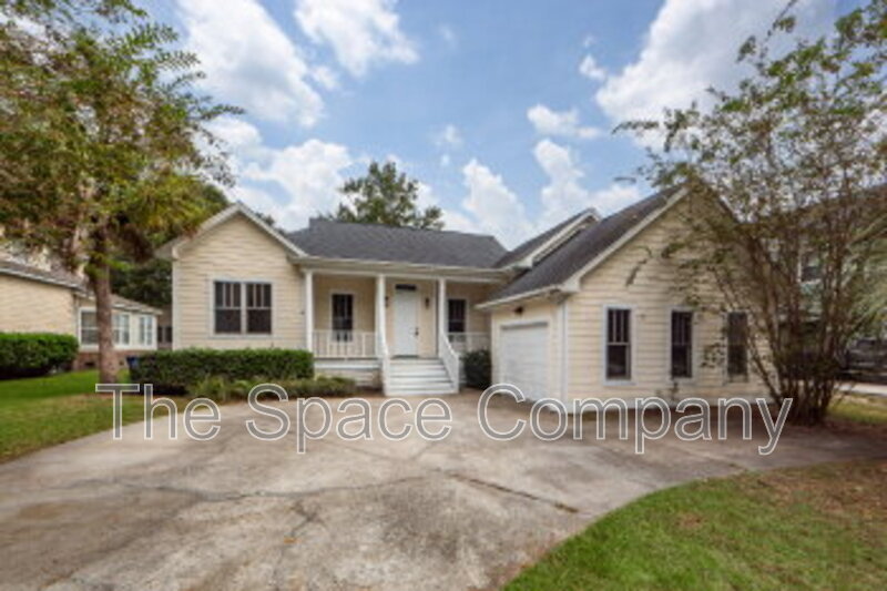 Charleston House: 1150 Quick Rabbit Loop