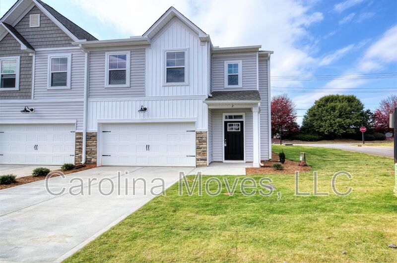 Greer House: 2 Sabine Leaf Court