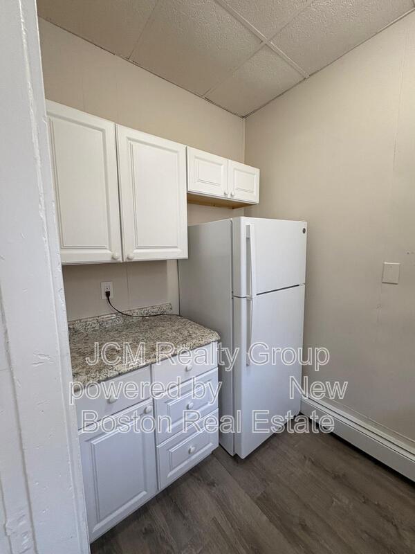 Lynn Condo: 16 Newhall Street
