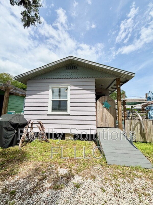 Daytona Beach House: 416 Daytona Street