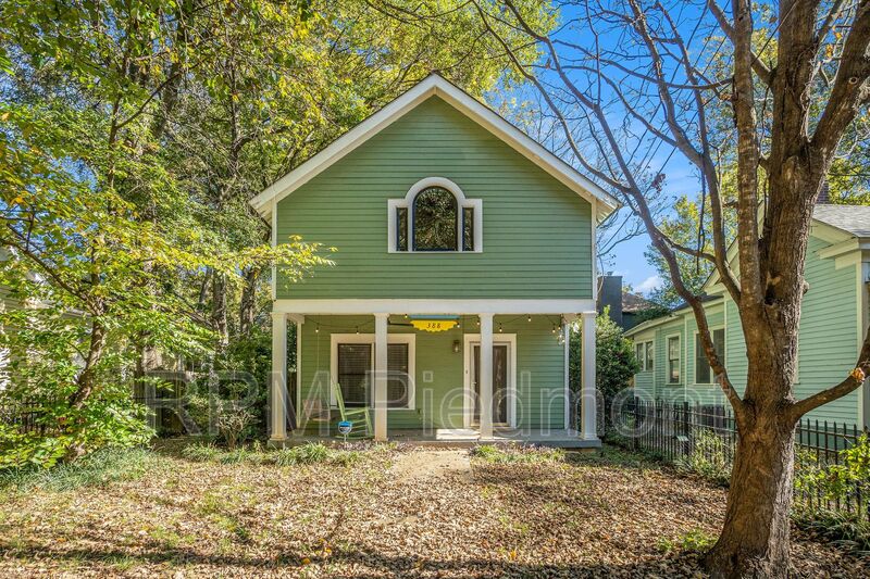Atlanta House: 388 Oakland Avenue