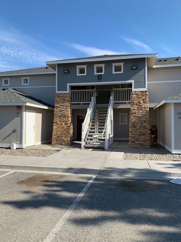 Pasco Condo: 6405B Chapel Hill Blvd.