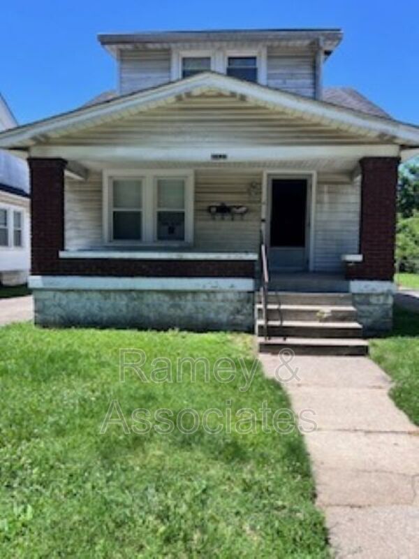 Louisville Condo: 1122 Larchmont Ave