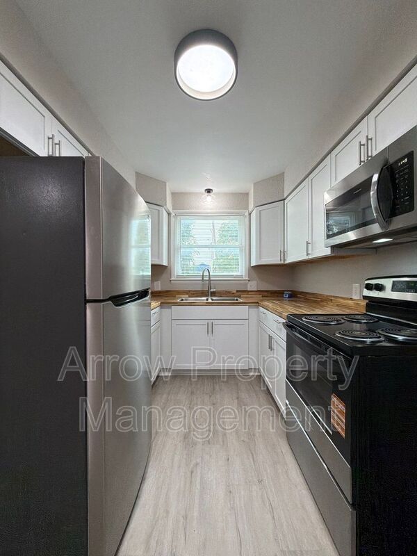 Lincoln Condo: 704 North 26th Street