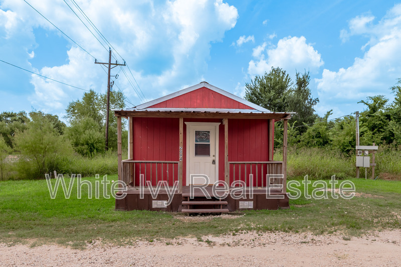 Trinity House: 2094 South Robb Street