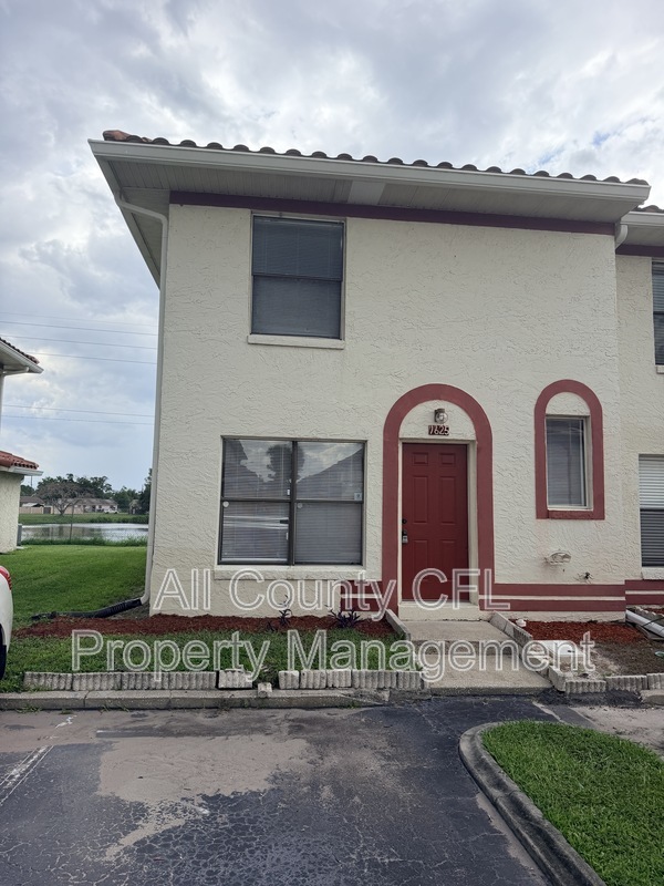 Orlando Townhome: 1625 Long Ridge Ct