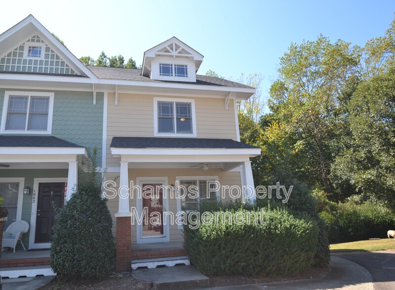 Apex Townhome: 1000 Bungalow Park Dr