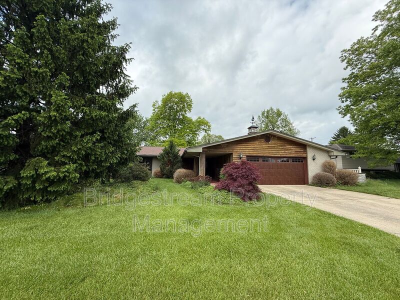 Kettering House: 2135 E Rahn Road